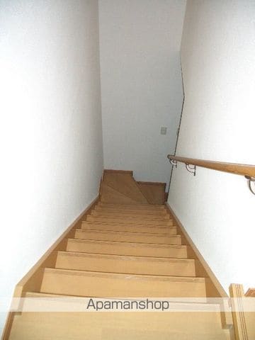 アゼリア荒井の内装写真