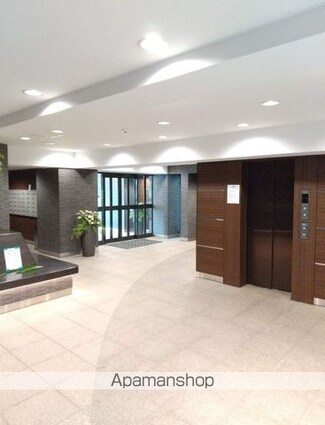 オーパスホームズ白山（ＨＦ白山レジデンス）[1LDK/52.31m2]のロビー