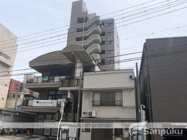 City21の外観写真