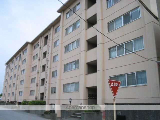 仁川マンションの外観写真