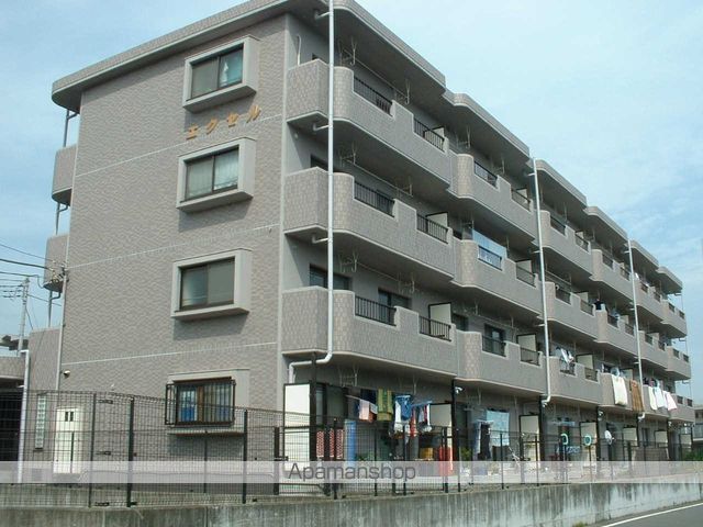 エクセルの外観写真