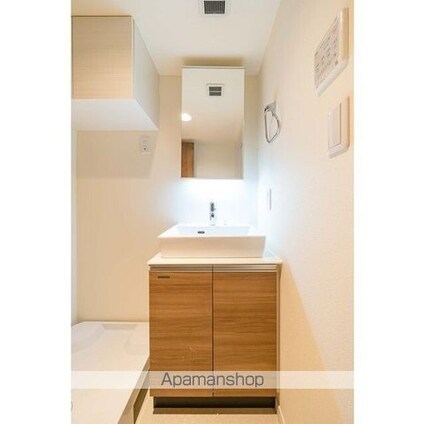 ウェルスクエアイズム三軒茶屋ＳＯＵＴＨ[1LDK/40.7m2]の洗面所