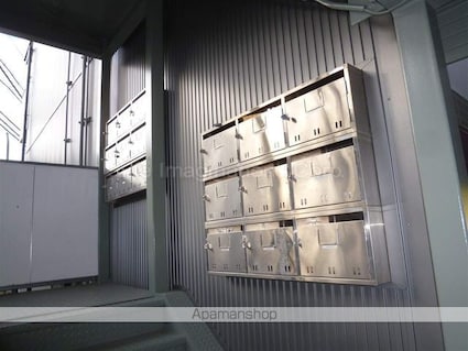 アルファニシモト[1K/31.39m2]の共用部2