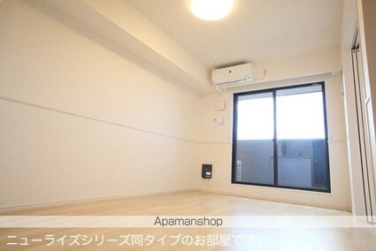 カーサ・セレーノ[2LDK/56.12m2]のリビング・居間2