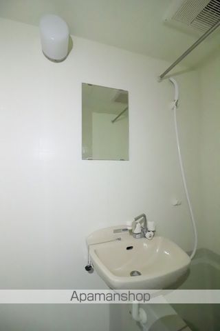 東京都福生市大字福生[1K/19.87m2]の洗面所