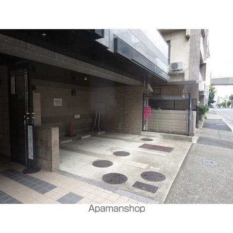 ライオンズマンション丸の内第7の玄関写真