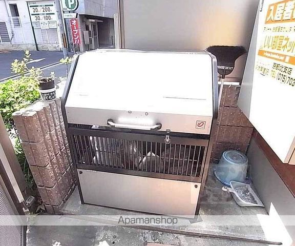 富小路四条マンションの外観写真