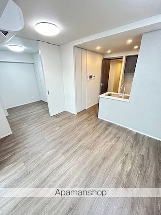 クレストコート上野[2LDK/50.66m2]のリビング・居間