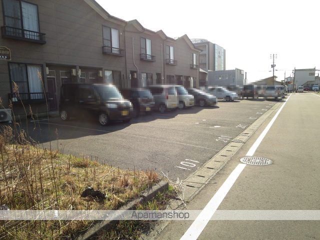 黄金ハイツ友和の外観写真
