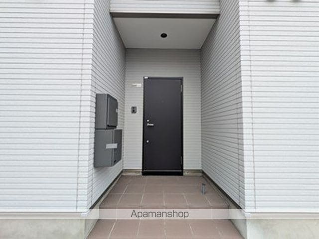 リンドウの玄関写真