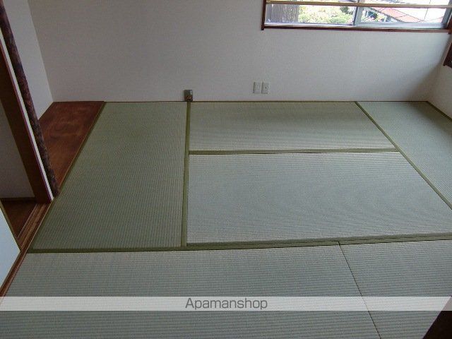 高槻市日吉台七番町 賃貸一戸建ての内装写真
