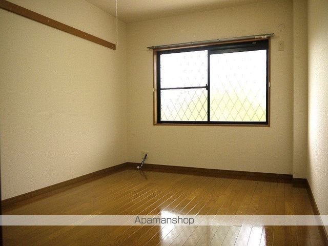 Surplusアルフの内装写真