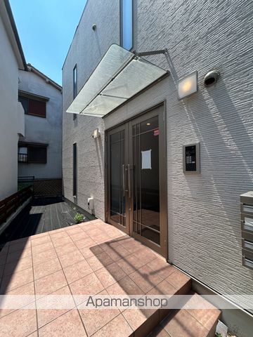 GMヒルズ深井の玄関写真