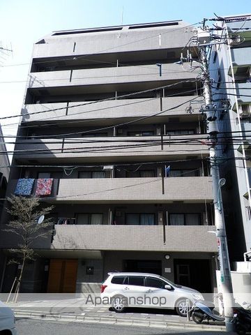 中野区本町のマンションの外観1