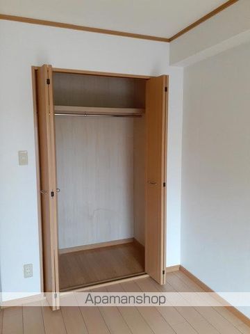 ラモーリ緑の内装写真