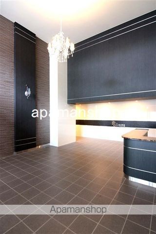 PRESSANCE大阪ドームシティワンダーの玄関写真