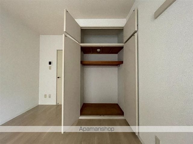 ロイヤルヒルズ片桐の内装写真