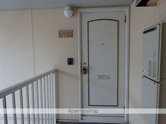 アゼリアパークハウス G棟の玄関写真