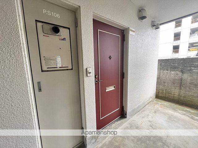 アルカーサル長岡の玄関写真