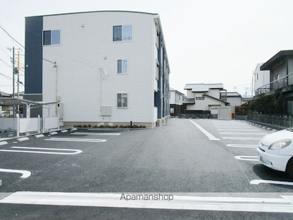 山梨県甲斐市万才[2K/34.01m2]の外観5