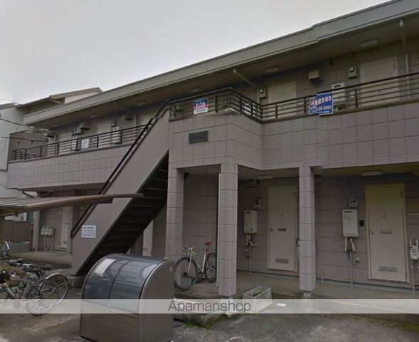 ドミールサカイの玄関写真