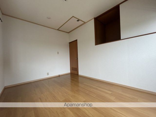 パールハイツ山崎の内装写真