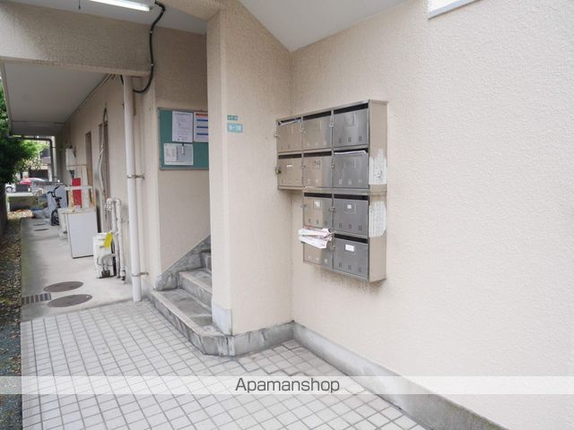 サンシャイン高宮の玄関写真