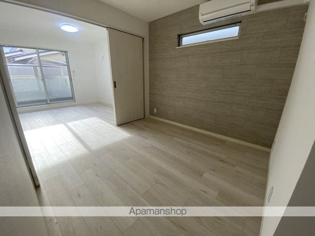 クリエオーレ南新町の内装写真