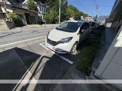 レオパレスＲ[1K/23.18m2]の駐車場1
