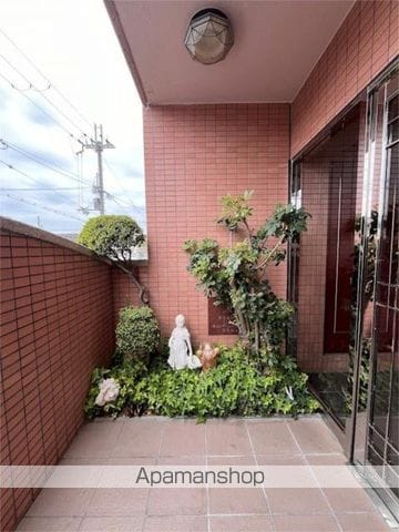 インペリアル南ヶ丘の玄関写真