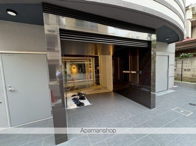 アジールコート門前仲町の玄関写真