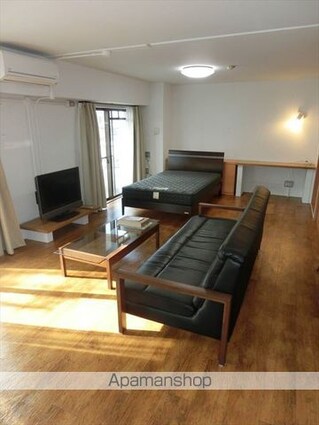 メゾン十番丁[1R/46.38m2]のリビング・居間