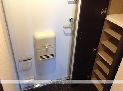 クレイノ福室南２[1K/31.42m2]の玄関