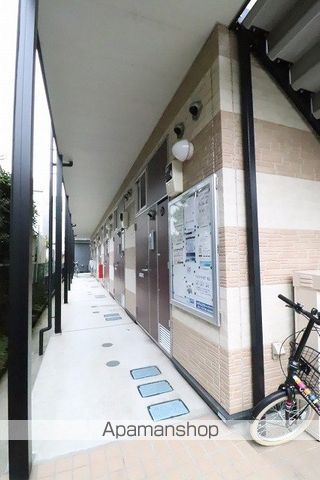 レオパレスレモンパイMの玄関写真