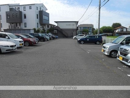 長野県松本市井川城３丁目[2DK/39.6m2]の駐車場