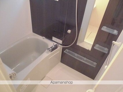 カインドコープ　ＩＩＩ[1K/28.8m2]のバス