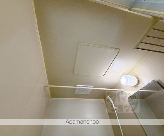 レオ松本の内装写真