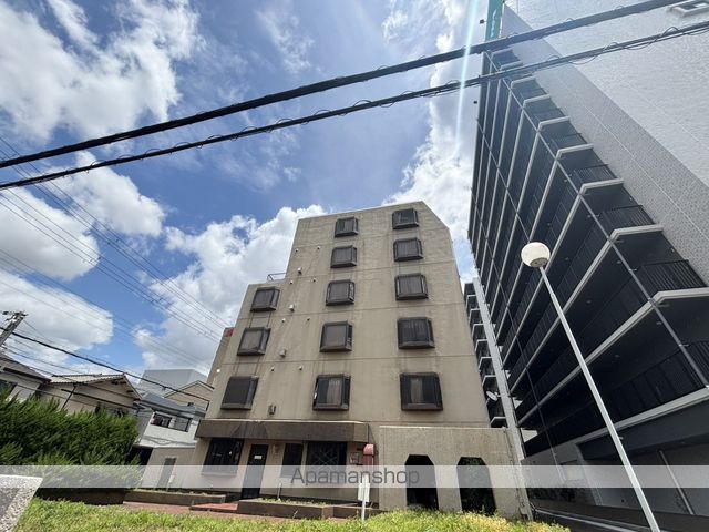 マンションサルナートの外観写真