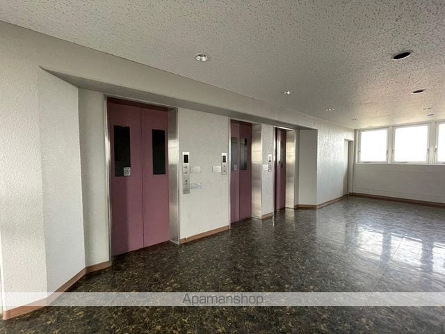 コンダクトレジデンス鳥栖の玄関写真