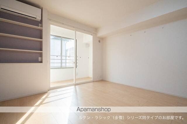 レガリア医学部前の内装写真