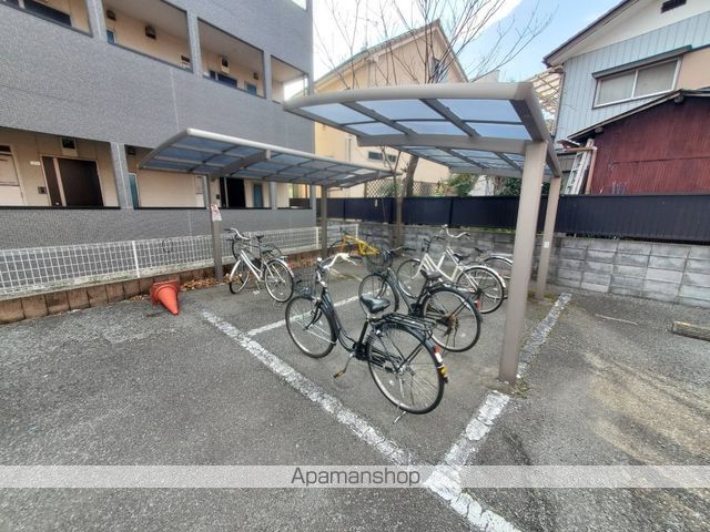 プティ・パレ・ドゥの外観写真