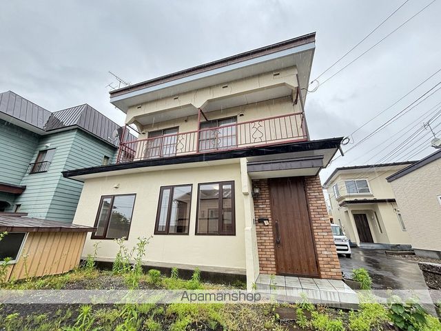 七飯町本町4丁目5番戸建の外観写真