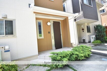 錦町１丁目戸建[4LDK/110.2m2]のエントランス