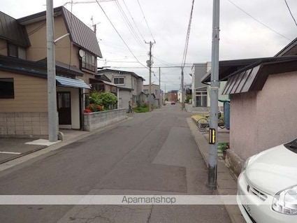 コーポ乗田[1DK/36m2]の周辺2