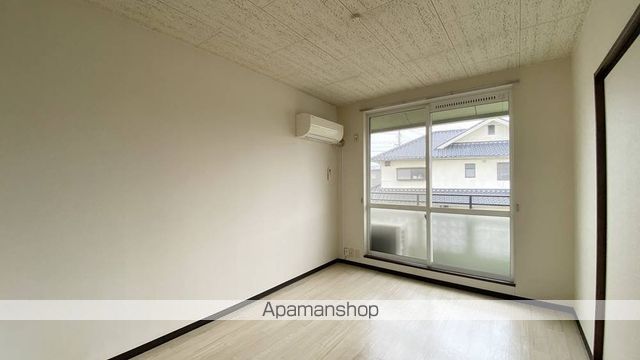 クレセント松新の内装写真