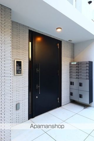 プラクティカル中野坂上の内装写真