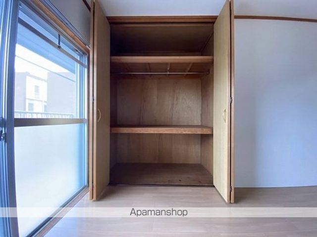 メッシーナ月出の内装写真