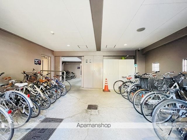 ウェステリア西大須の玄関写真