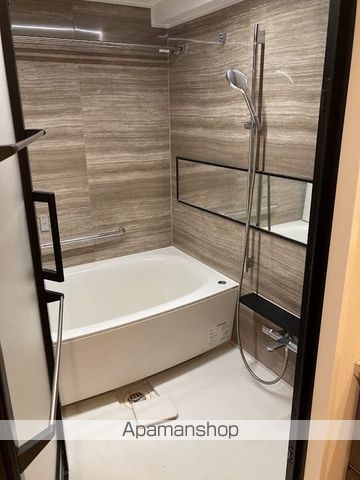 神奈川県横浜市青葉区美しが丘５丁目[2SLDK/65.04m2]のバス