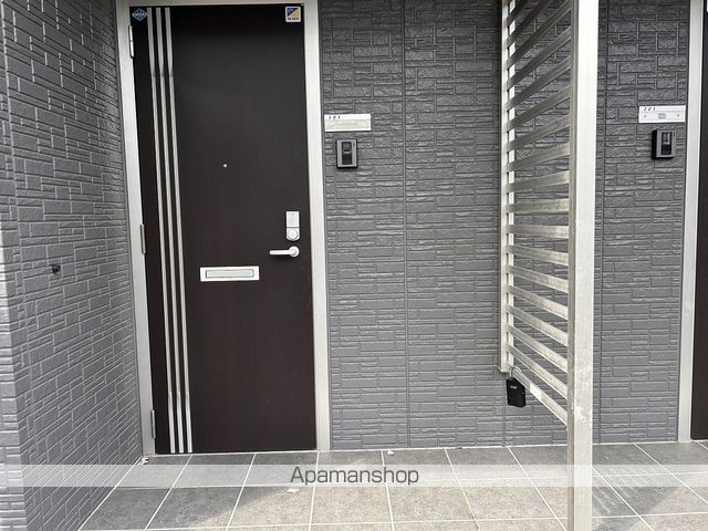 アバンセの玄関写真